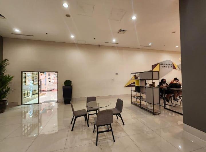 Apartemen Pakuwonmall Tanglin By Host Surabaya