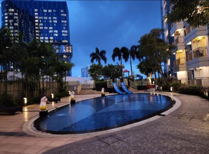 Pakuwonmall Tanglin By Host Apartemen